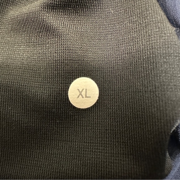 Lululemon Relaxed Fit Everyday Pants Zip Pockets Midnight Blue XL Men’s - Picture 12 of 15